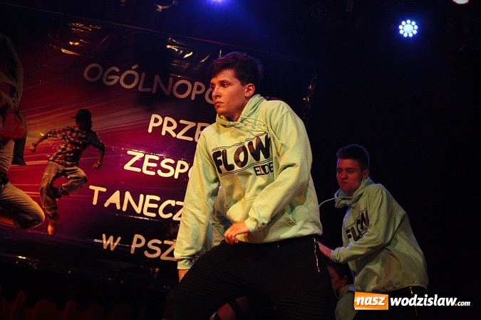 Zdjęcie w galerii na portalu naszwodzislaw.com: X Og&oacute;lnopolski Przegląd Zespoł&oacute;w Tanecznych. Tłumy w pszowskim MOK-u wiadomości z regionu