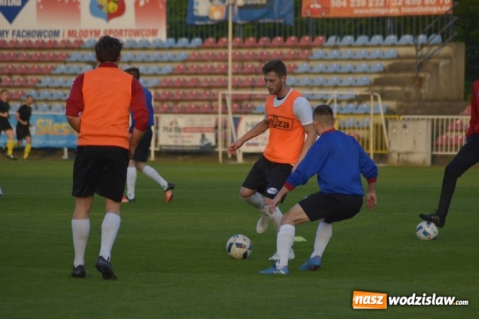 Zdjęcie w galerii na portalu naszwodzislaw.com: Derby Wodzisławia przy Bogumińskiej dla Odry Centrum wiadomości z regionu