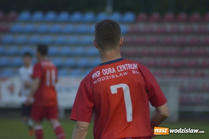 Zdjęcie w galerii na portalu naszwodzislaw.com: Derby Wodzisławia przy Bogumińskiej dla Odry Centrum wiadomości z regionu