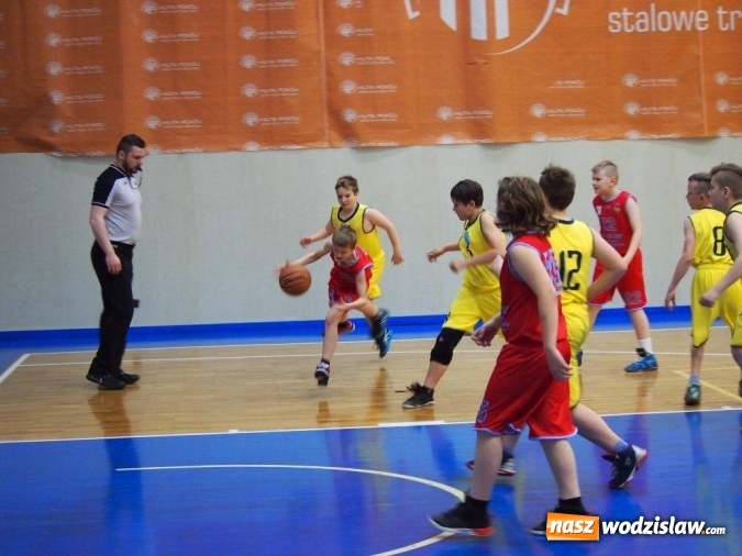 Zdjęcie w galerii na portalu naszwodzislaw.com: Wyjazdowe zwycięstwo w Rudzie Śląskiej najmłodszych koszykarzy MKS Wodzisław wiadomości z regionu