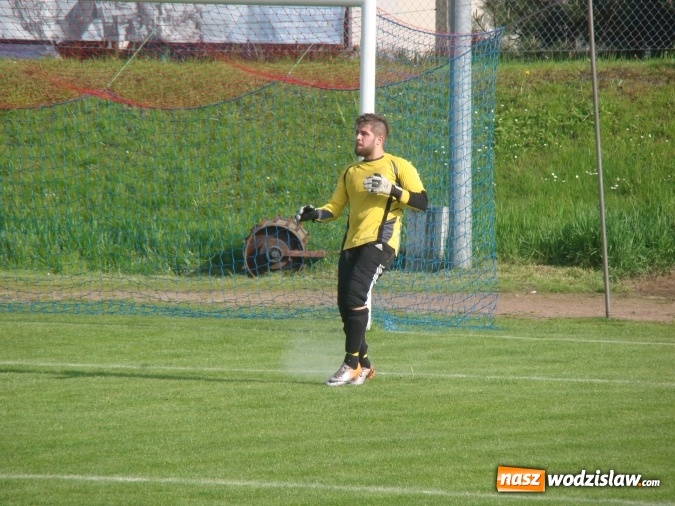 Zdjęcie w galerii na portalu naszwodzislaw.com: Rozwój Bełsznica dzieli się punktami z rezerwami Przyszłości Rogów wiadomości z regionu