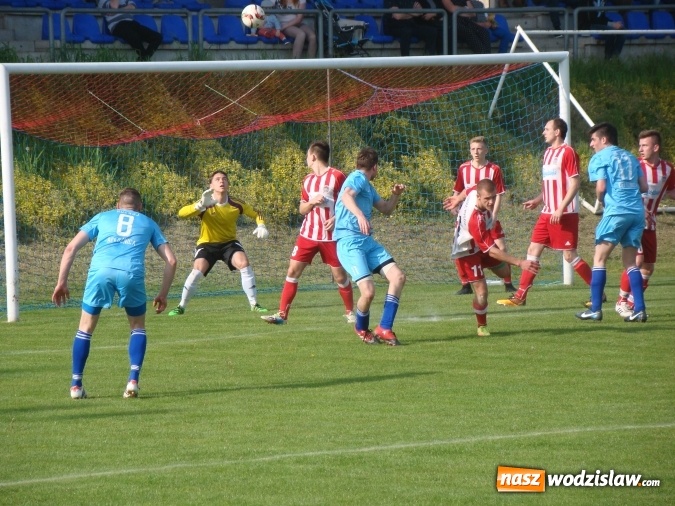 Zdjęcie w galerii na portalu naszwodzislaw.com: Rozwój Bełsznica dzieli się punktami z rezerwami Przyszłości Rogów wiadomości z regionu