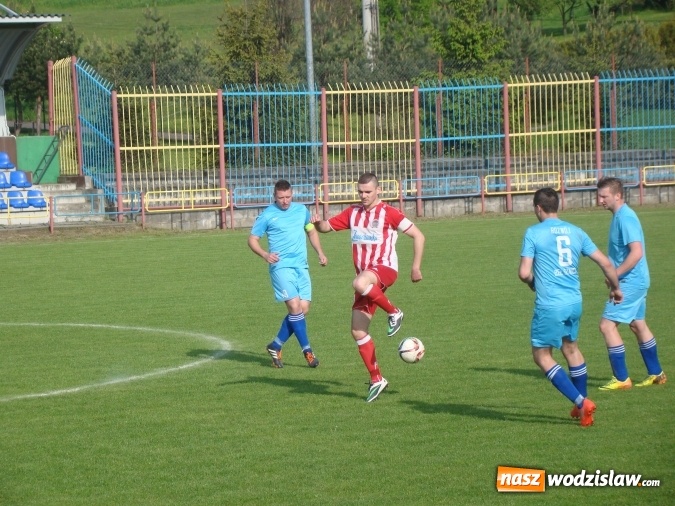 Zdjęcie w galerii na portalu naszwodzislaw.com: Rozwój Bełsznica dzieli się punktami z rezerwami Przyszłości Rogów wiadomości z regionu