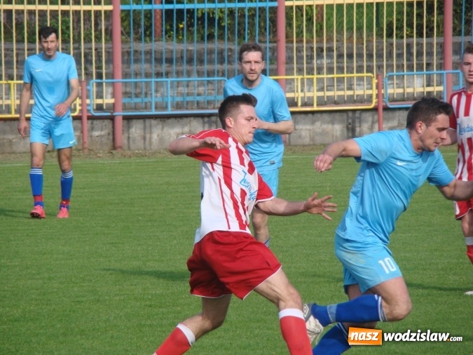 Zdjęcie w galerii na portalu naszwodzislaw.com: Rozwój Bełsznica dzieli się punktami z rezerwami Przyszłości Rogów wiadomości z regionu