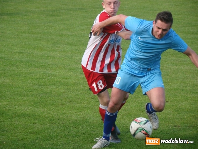 Zdjęcie w galerii na portalu naszwodzislaw.com: Rozwój Bełsznica dzieli się punktami z rezerwami Przyszłości Rogów wiadomości z regionu