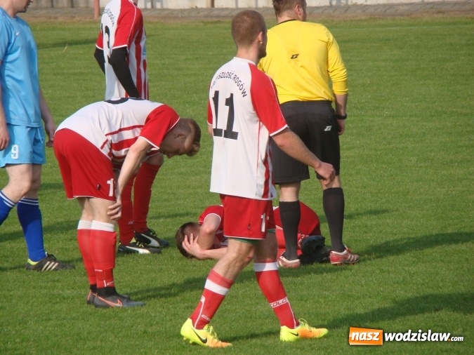 Zdjęcie w galerii na portalu naszwodzislaw.com: Rozwój Bełsznica dzieli się punktami z rezerwami Przyszłości Rogów wiadomości z regionu