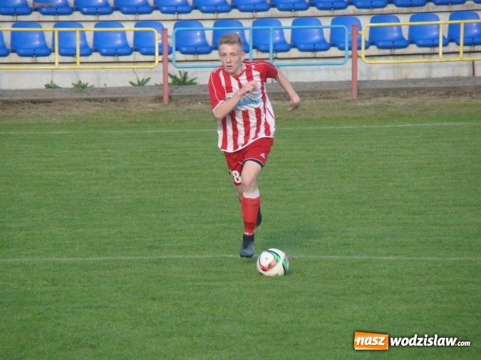 Zdjęcie w galerii na portalu naszwodzislaw.com: Rozwój Bełsznica dzieli się punktami z rezerwami Przyszłości Rogów wiadomości z regionu