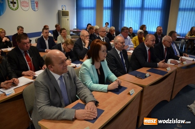 Zdjęcie w galerii na portalu naszwodzislaw.com: Szczególna sesja z samorządem gospodarczym wiadomości z regionu