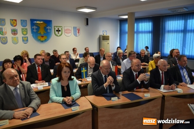 Zdjęcie w galerii na portalu naszwodzislaw.com: Szczególna sesja z samorządem gospodarczym wiadomości z regionu