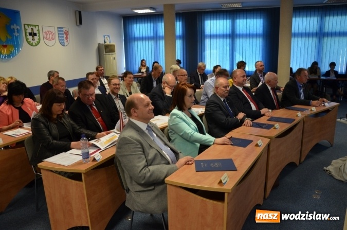 Zdjęcie w galerii na portalu naszwodzislaw.com: Szczególna sesja z samorządem gospodarczym wiadomości z regionu