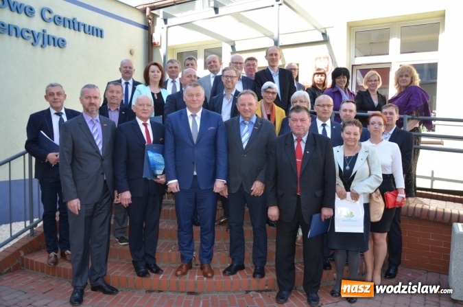 Zdjęcie w galerii na portalu naszwodzislaw.com: Szczególna sesja z samorządem gospodarczym wiadomości z regionu
