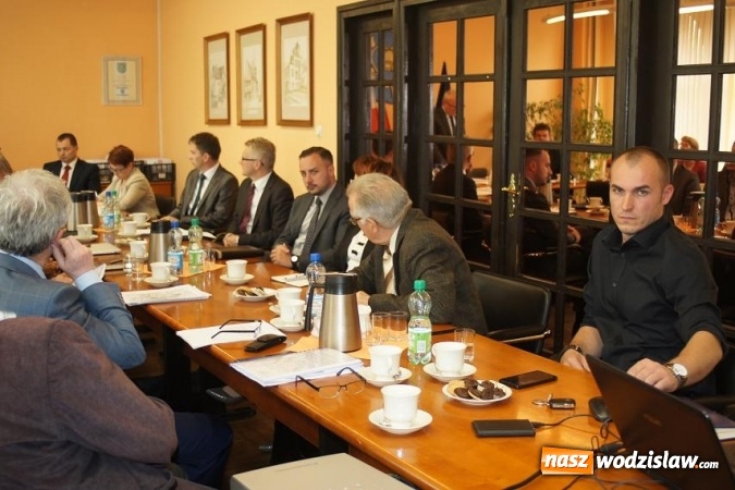 Zdjęcie w galerii na portalu naszwodzislaw.com: Przedstawiciele JSW omówili na wspólnej komisji koncepcję połączenia hałdy  wiadomości z regionu