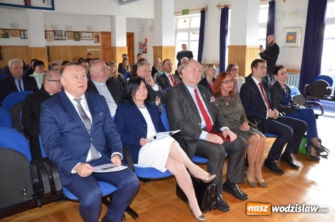 Zdjęcie w galerii na portalu naszwodzislaw.com: O godności seniorów w domu pomocy społecznej wiadomości z regionu