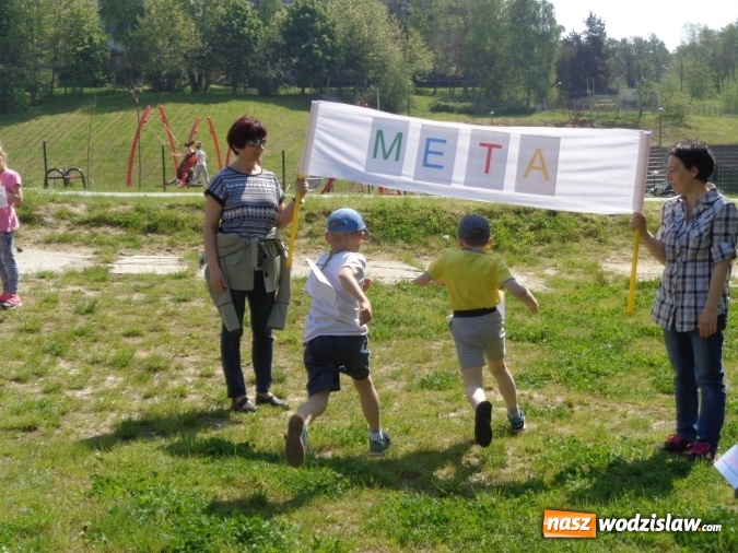 Zdjęcie w galerii na portalu naszwodzislaw.com: Sprintem do maratonu. Dzieci z wodzisławskiej 18 uczestniczyły w III Ogólnopolskim Maratonie Przedszkolaków wiadomości z regionu
