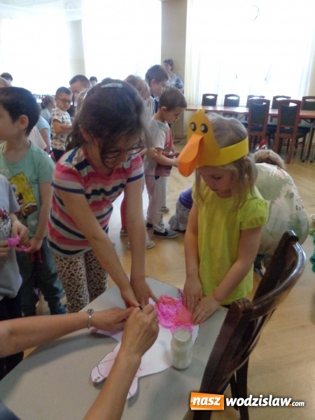 Zdjęcie w galerii na portalu naszwodzislaw.com: PP 18: U starki w chałupie. Zajęcia warsztatowe z regionalizmu w Żorskim Centrum Regionalnym wiadomości z regionu