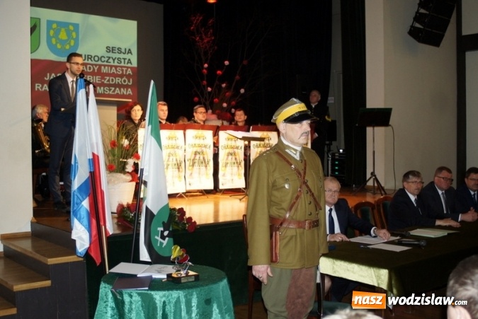 Zdjęcie w galerii na portalu naszwodzislaw.com: Uczcili pamięć o bohaterskich obrońcach Bożej Góry - uroczysta sesja i piknik militarny wiadomości z regionu