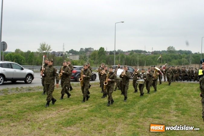 Zdjęcie w galerii na portalu naszwodzislaw.com: Uczcili pamięć o bohaterskich obrońcach Bożej Góry - uroczysta sesja i piknik militarny wiadomości z regionu