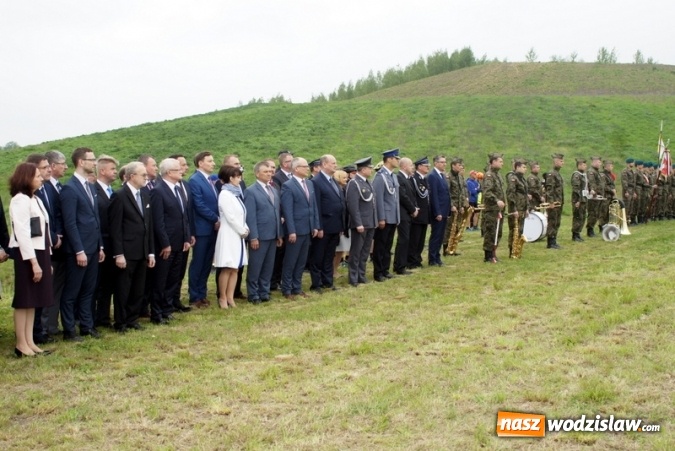 Zdjęcie w galerii na portalu naszwodzislaw.com: Uczcili pamięć o bohaterskich obrońcach Bożej Góry - uroczysta sesja i piknik militarny wiadomości z regionu