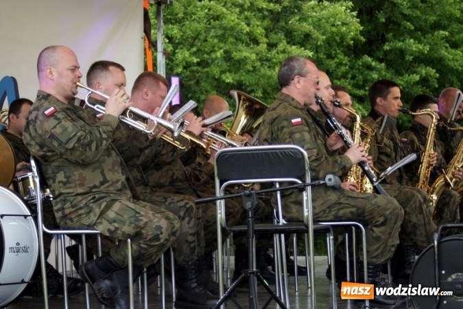 Zdjęcie w galerii na portalu naszwodzislaw.com: Uczcili pamięć o bohaterskich obrońcach Bożej Góry - uroczysta sesja i piknik militarny wiadomości z regionu