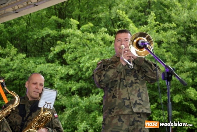 Zdjęcie w galerii na portalu naszwodzislaw.com: Uczcili pamięć o bohaterskich obrońcach Bożej Góry - uroczysta sesja i piknik militarny wiadomości z regionu