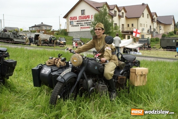 Zdjęcie w galerii na portalu naszwodzislaw.com: Uczcili pamięć o bohaterskich obrońcach Bożej Góry - uroczysta sesja i piknik militarny wiadomości z regionu