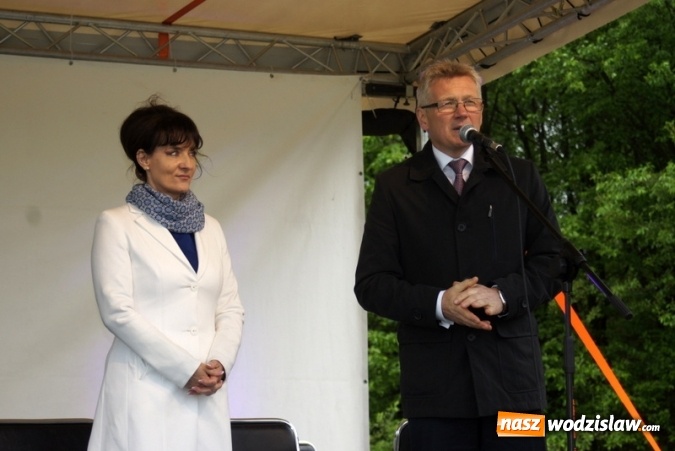 Zdjęcie w galerii na portalu naszwodzislaw.com: Uczcili pamięć o bohaterskich obrońcach Bożej Góry - uroczysta sesja i piknik militarny wiadomości z regionu