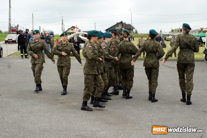 Zdjęcie w galerii na portalu naszwodzislaw.com: Uczcili pamięć o bohaterskich obrońcach Bożej Góry - uroczysta sesja i piknik militarny wiadomości z regionu
