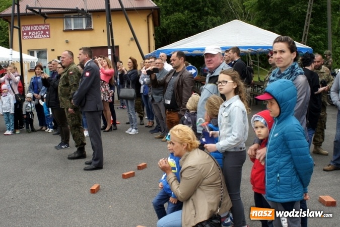 Zdjęcie w galerii na portalu naszwodzislaw.com: Uczcili pamięć o bohaterskich obrońcach Bożej Góry - uroczysta sesja i piknik militarny wiadomości z regionu