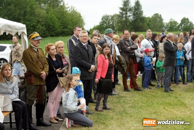 Zdjęcie w galerii na portalu naszwodzislaw.com: Uczcili pamięć o bohaterskich obrońcach Bożej Góry - uroczysta sesja i piknik militarny wiadomości z regionu