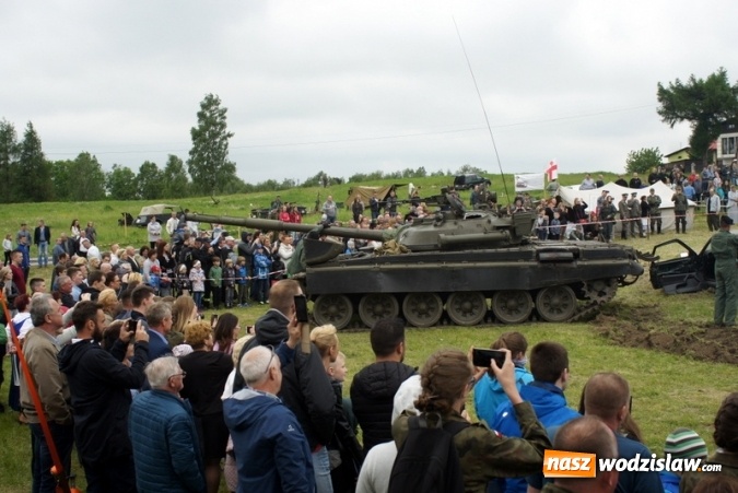 Zdjęcie w galerii na portalu naszwodzislaw.com: Uczcili pamięć o bohaterskich obrońcach Bożej Góry - uroczysta sesja i piknik militarny wiadomości z regionu