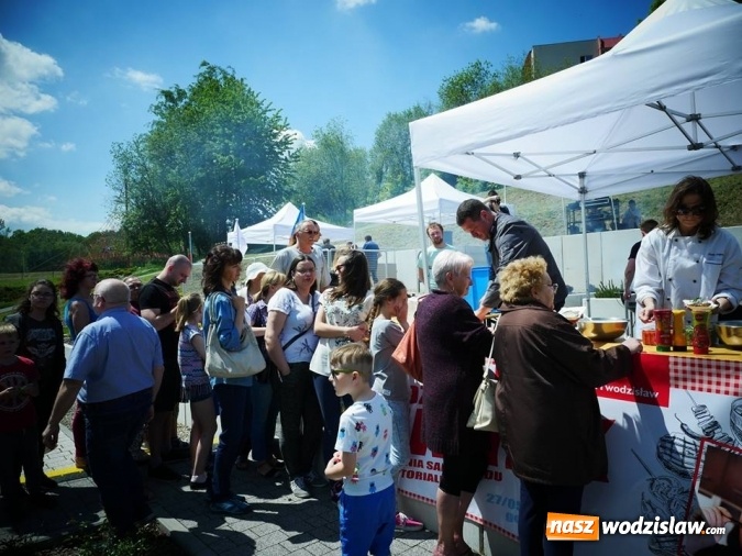 Zdjęcie w galerii na portalu naszwodzislaw.com: Gwiazda MasterChefa grillowała z prezydentem w Rodzinnym Parku Rozrywki  wiadomości z regionu
