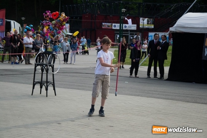 Zdjęcie w galerii na portalu naszwodzislaw.com: II Wodzisławski Festiwal Kuglarzy. Dzień drugi  wiadomości z regionu