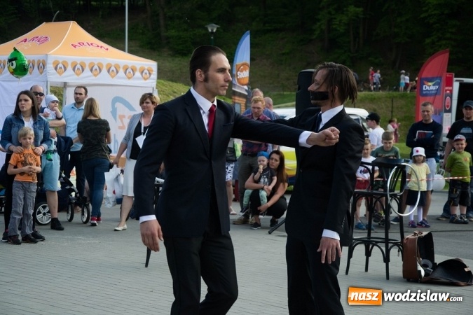 Zdjęcie w galerii na portalu naszwodzislaw.com: II Wodzisławski Festiwal Kuglarzy. Dzień drugi  wiadomości z regionu