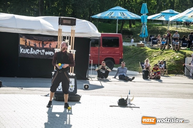 Zdjęcie w galerii na portalu naszwodzislaw.com: II Wodzisławski Festiwal Kuglarzy. Dzień drugi  wiadomości z regionu
