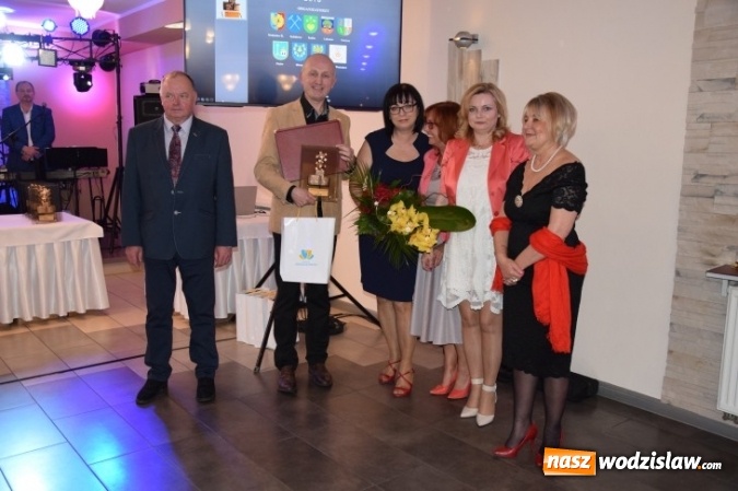 Zdjęcie w galerii na portalu naszwodzislaw.com: Po raz kolejny nagrodzono Przedsiębiorców. W tym roku Powiatowi Liderzy gościli w Rydułtowach wiadomości z regionu