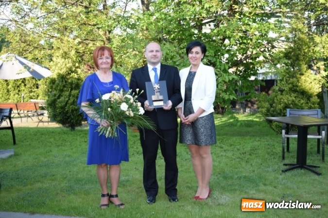 Zdjęcie w galerii na portalu naszwodzislaw.com: Po raz kolejny nagrodzono Przedsiębiorców. W tym roku Powiatowi Liderzy gościli w Rydułtowach wiadomości z regionu