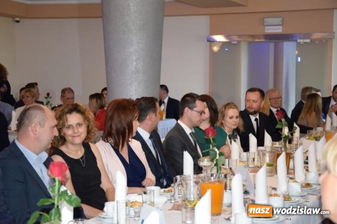 Zdjęcie w galerii na portalu naszwodzislaw.com: Po raz kolejny nagrodzono Przedsiębiorców. W tym roku Powiatowi Liderzy gościli w Rydułtowach wiadomości z regionu