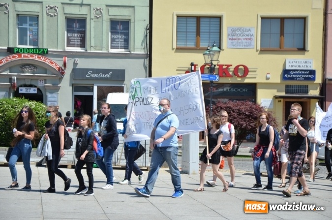 Zdjęcie w galerii na portalu naszwodzislaw.com: Happening antysmogowy w Wodzisławiu Śląskim wiadomości z regionu