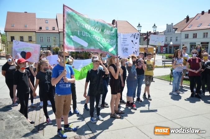 Zdjęcie w galerii na portalu naszwodzislaw.com: Happening antysmogowy w Wodzisławiu Śląskim wiadomości z regionu