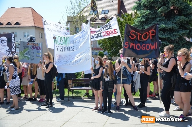 Zdjęcie w galerii na portalu naszwodzislaw.com: Happening antysmogowy w Wodzisławiu Śląskim wiadomości z regionu