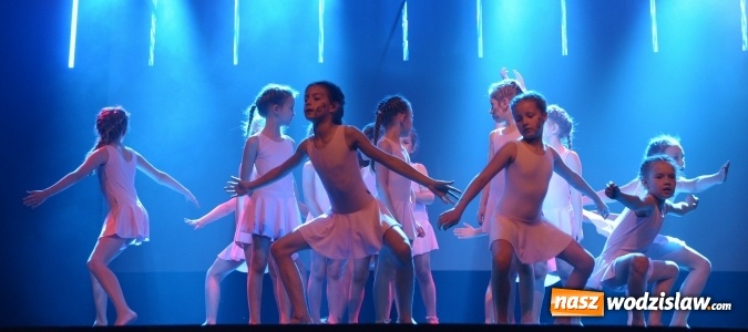 Zdjęcie w galerii na portalu naszwodzislaw.com: Bajka Teatru Tańca Memento  wiadomości z regionu