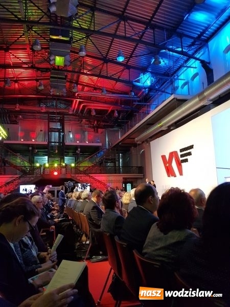 Zdjęcie w galerii na portalu naszwodzislaw.com: JM Rektor PWSZ w Raciborzu na konferencji poprzedzającej Narodowy Kongres Nauki  wiadomości z regionu