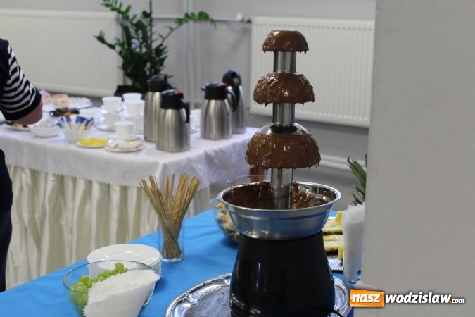Zdjęcie w galerii na portalu naszwodzislaw.com: Kuchenne fuzje w Ekonomiku wiadomości z regionu