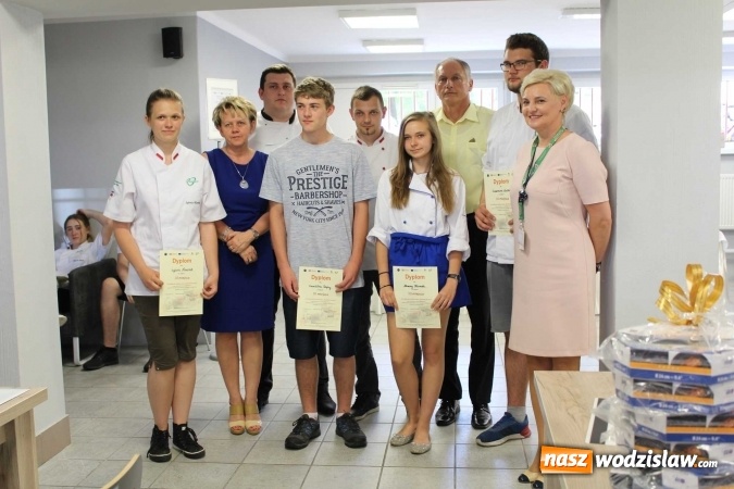 Zdjęcie w galerii na portalu naszwodzislaw.com: Kuchenne fuzje w Ekonomiku wiadomości z regionu
