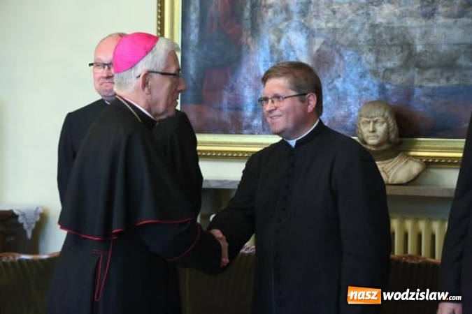 Zdjęcie w galerii na portalu naszwodzislaw.com: Nowe nominacje proboszczowskie. Zmiany w Rydułtowach  wiadomości z regionu