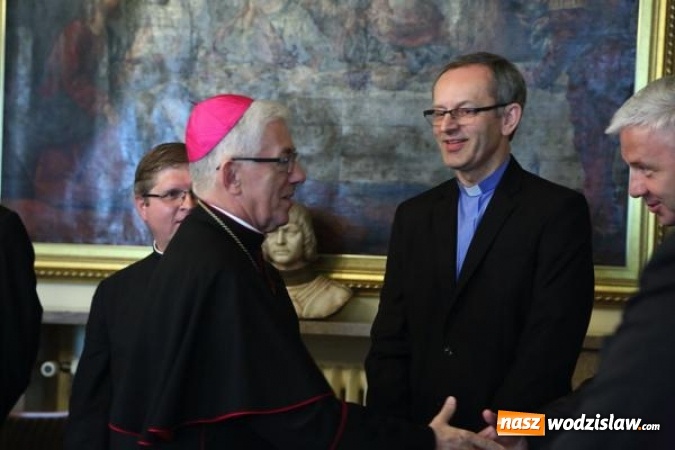 Zdjęcie w galerii na portalu naszwodzislaw.com: Nowe nominacje proboszczowskie. Zmiany w Rydułtowach  wiadomości z regionu