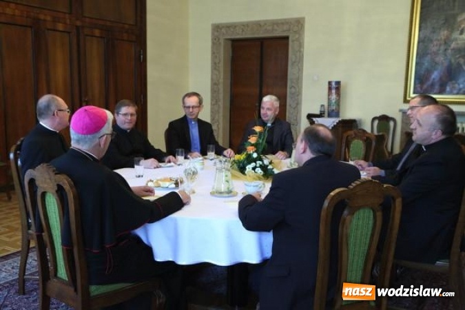 Zdjęcie w galerii na portalu naszwodzislaw.com: Nowe nominacje proboszczowskie. Zmiany w Rydułtowach  wiadomości z regionu