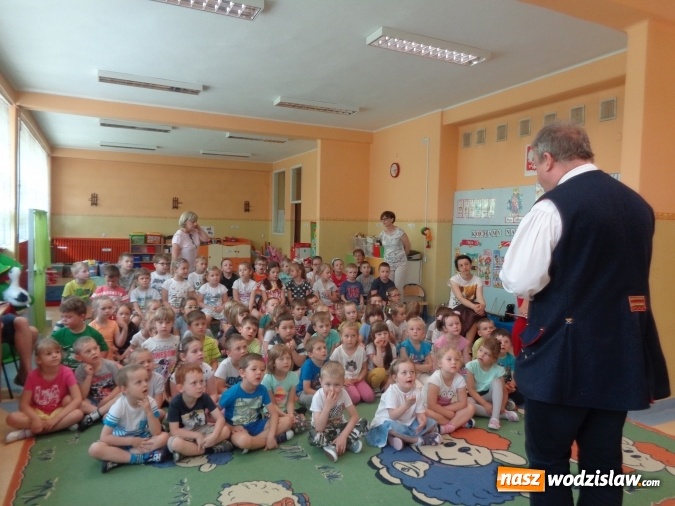 Zdjęcie w galerii na portalu naszwodzislaw.com: Spotkanie autorskie w wodzisławskiej osiemnastce z Markiem Szołtyskiem  wiadomości z regionu