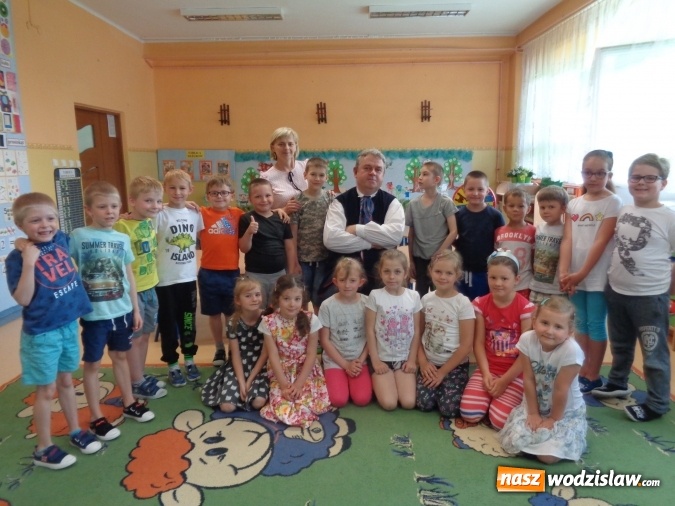 Zdjęcie w galerii na portalu naszwodzislaw.com: Spotkanie autorskie w wodzisławskiej osiemnastce z Markiem Szołtyskiem  wiadomości z regionu