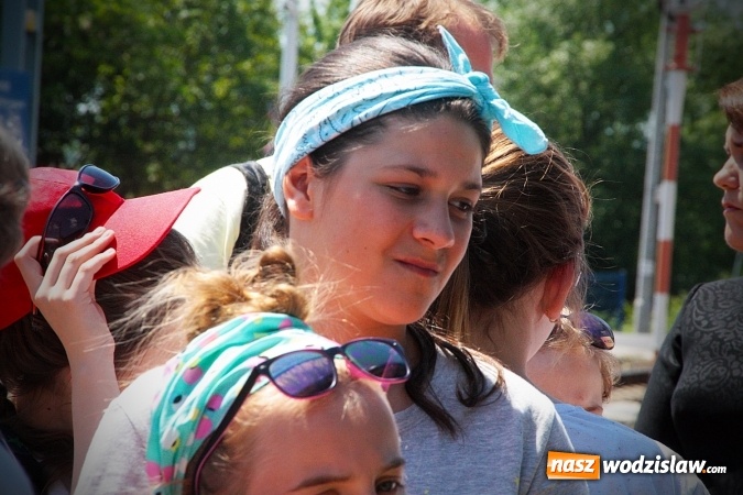 Zdjęcie w galerii na portalu naszwodzislaw.com: Pociąg papieski w Olzie. Tłumy wiernych. FOTORELACJA wiadomości z regionu